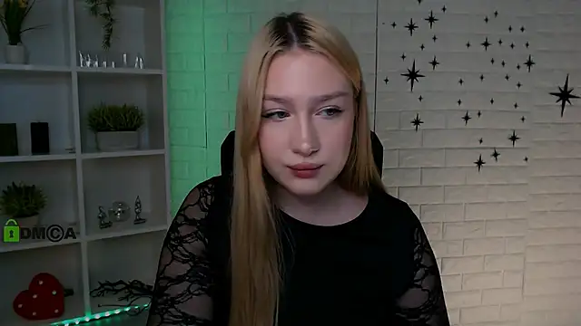playful sophie online show from 05/27/26, 07:33
