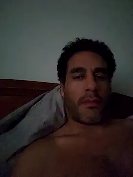 Snapshot of PNPdad6969 chatting on 12/20/24, 01:43 PNPdad6969 online show from 12/20/24, 01:43