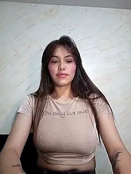 Snapshot of eriika_deep_ chatting on 04/01/26, 08:06 eriika deep online show from 04/01/26, 08:06