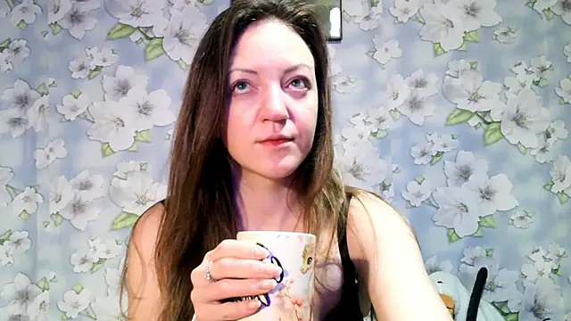 KattyLuuu online show from 01/11/25, 09:15