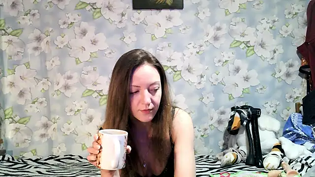 KattyLuuu online show from 01/23/25, 08:45