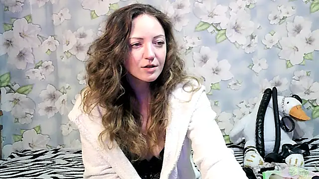 KattyLuuu online show from 03/20/25, 06:41