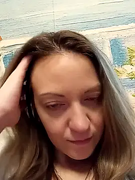 KattyLuuu online show from 12/13/25, 09:20