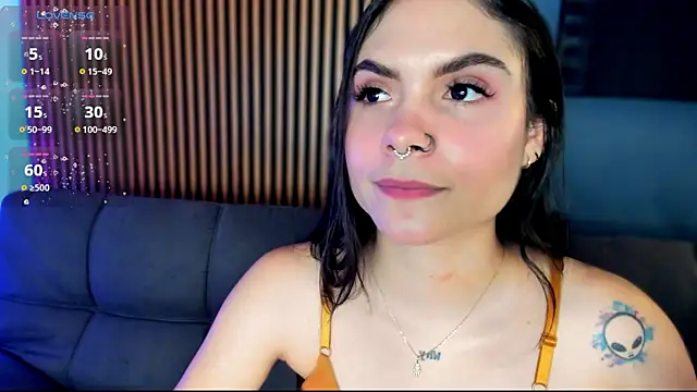 Gaby Ferrer online show from 11/15/25, 01:51