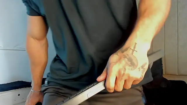 jeicob gagnon online show from 10/10/25, 08:02