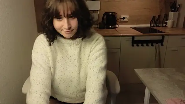 whatamarrie online show from 12/18/24, 10:02