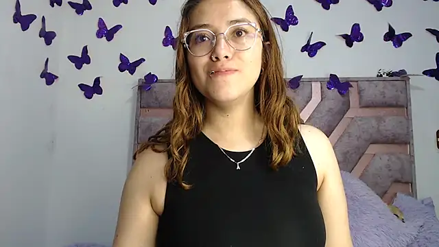 Anny Fox- online show from 11/13/25, 03:38