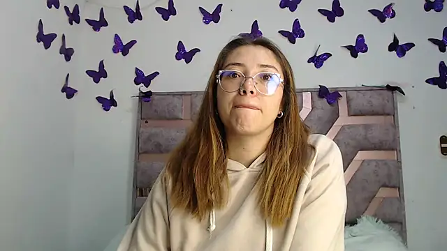 Snapshot of Anny_Fox- chatting on 01/06/26, 03:10 Anny Fox- online show from 01/06/26, 03:10