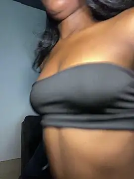 Snapshot of Zizi-campbel chatting on 01/30/25, 09:58 Zizi-campbel online show from 01/30/25, 09:58