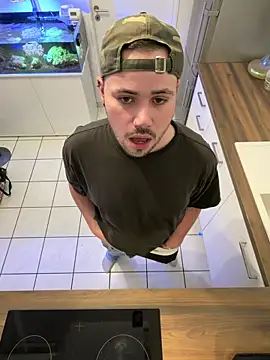 gayboooy nrw online show from 06/10/26, 07:35