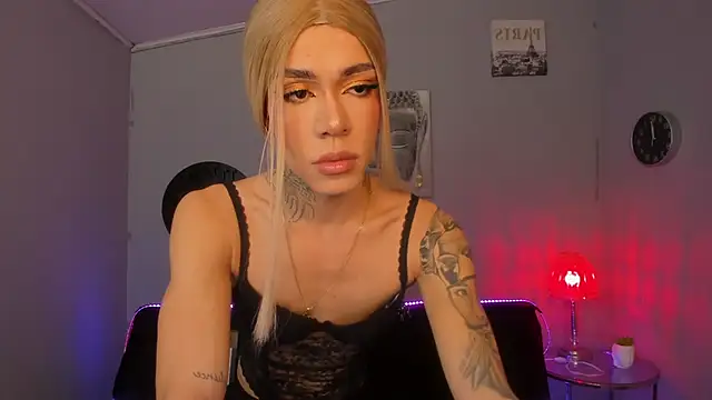 Camillesanto online show from 03/18/25, 08:48