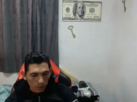 Snapshot of chayanne_odisea chatting on 09/25/25, 02:15 chayanne odisea online show from 09/25/25, 02:15