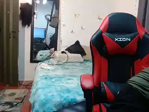 Snapshot of chayanne_odisea chatting on 10/27/25, 01:09 chayanne odisea online show from 10/27/25, 01:09