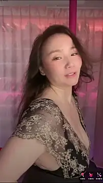 baobaomiqi linger online show from 09/15/25, 05:02