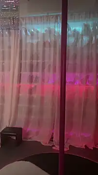 baobaomiqi linger online show from 11/25/25, 02:00