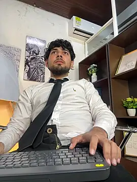 Samir bear online show from 04/25/26, 01:41