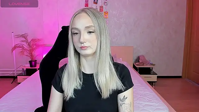 Cheryl  Brown online show from 03/15/25, 01:08