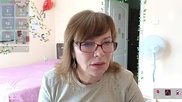 Snapshot of Miss_Moren chatting on 07/24/26, 04:10 Miss Moren online show from 07/24/26, 04:10