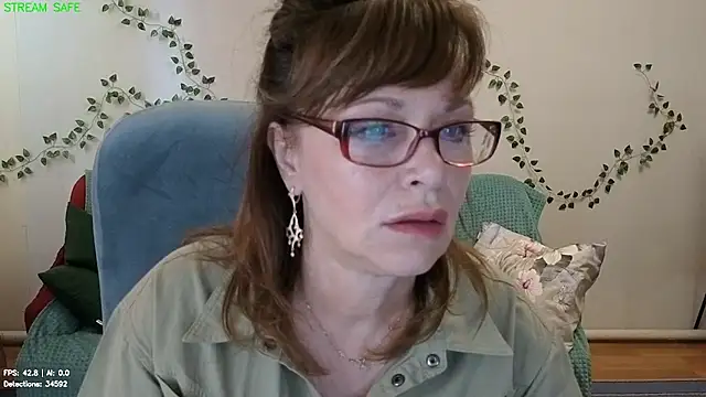 Snapshot of Miss_Moren chatting on 07/26/26, 05:26 Miss Moren online show from 07/26/26, 05:26