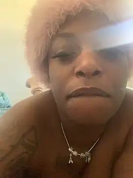 honeywetpussi online show from 12/24/24, 04:08