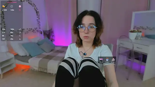 lilithlunna online show from 03/19/25, 12:48