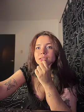 Ema kraus online show from 06/26/26, 01:32