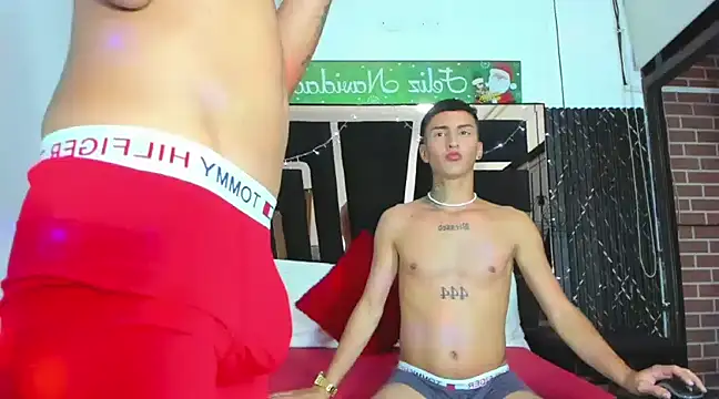 Snapshot of Angel_xxx chatting on 12/20/24, 03:03 Angel xxx online show from 12/20/24, 03:03