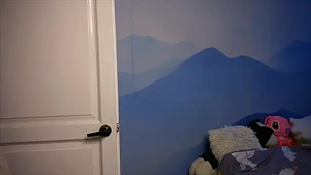 Snapshot of IlonaMurf chatting on 12/16/25, 07:24 IlonaMurf online show from 12/16/25, 07:24