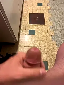 mikiss789 online show from 11/25/25, 04:01