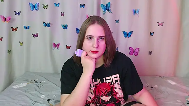 Snapshot of Phantommira chatting on 12/26/24, 10:20 Phantommira online show from 12/26/24, 10:20