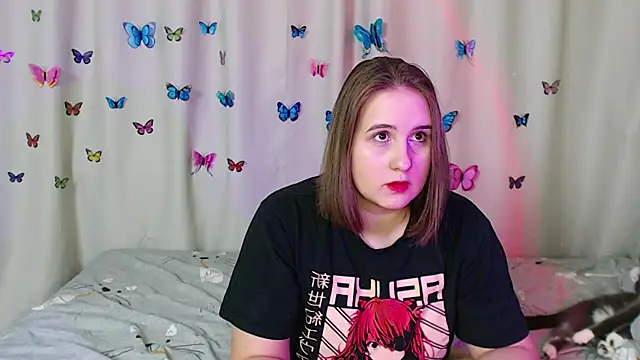 Snapshot of Phantommira chatting on 12/27/24, 10:26 Phantommira online show from 12/27/24, 10:26