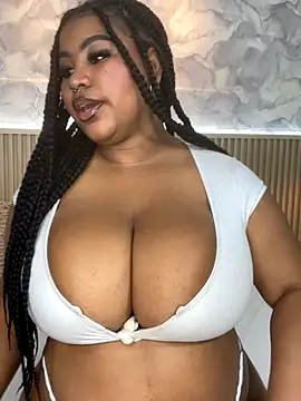 Snapshot of AinaraJimenez chatting on 11/05/25, 07:03 AinaraJimenez online show from 11/05/25, 07:03