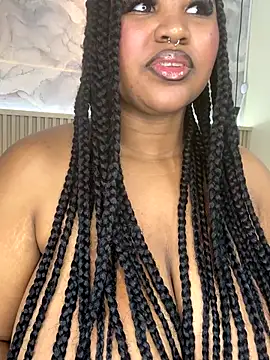 Snapshot of AinaraJimenez chatting on 11/07/25, 07:14 AinaraJimenez online show from 11/07/25, 07:14