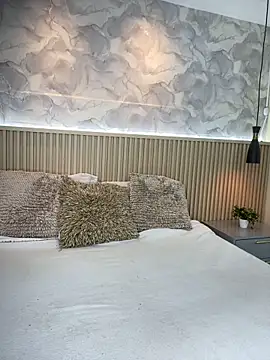 Snapshot of AinaraJimenez chatting on 11/20/25, 07:24 AinaraJimenez online show from 11/20/25, 07:24