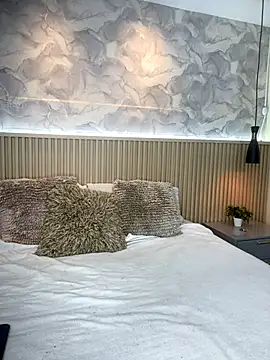 Snapshot of AinaraJimenez chatting on 11/24/25, 07:24 AinaraJimenez online show from 11/24/25, 07:24