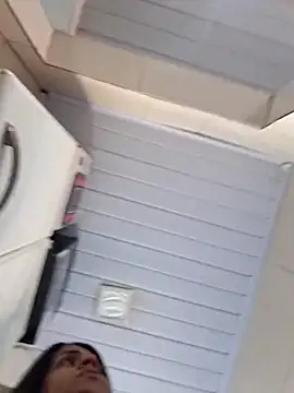 Snapshot of ppatriciarabello chatting on 12/21/25, 12:12 ppatriciarabello online show from 12/21/25, 12:12