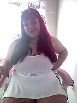 Snapshot of Pinky-Flower chatting on 01/22/25, 08:49 Pinky-Flower online show from 01/22/25, 08:49