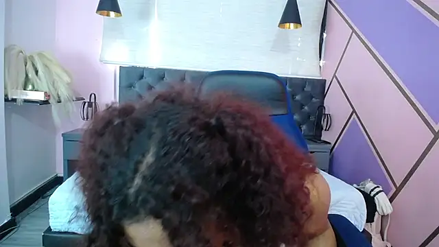 lauraltt online show from 01/27/25, 01:19