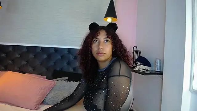 lauraltt online show from 02/19/25, 09:28