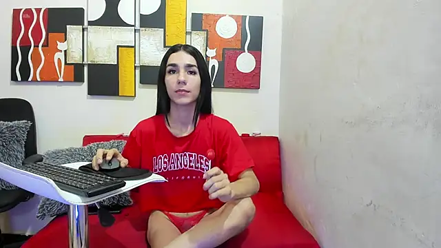 Mariana 16  online show from 02/02/25, 09:56