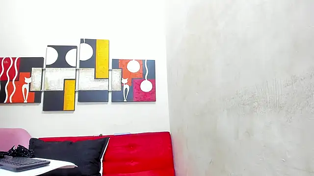 Mariana 16  online show from 03/21/25, 08:40