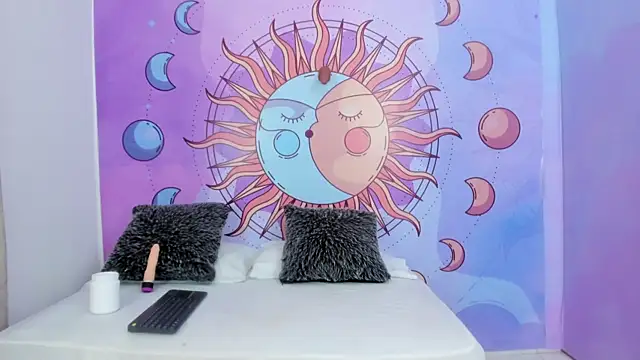 Mariana 16  online show from 09/26/25, 07:40