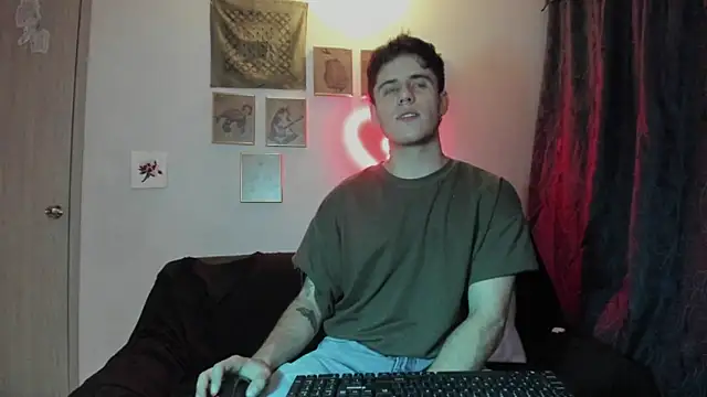 Snapshot of Antonello_Vannucci chatting on 12/28/24, 11:16 Antonello Vannucci online show from 12/28/24, 11:16