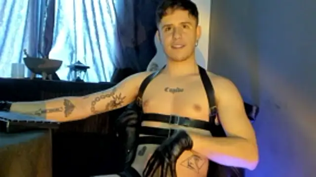 Antonello Vannucci online show from 11/07/25, 04:51