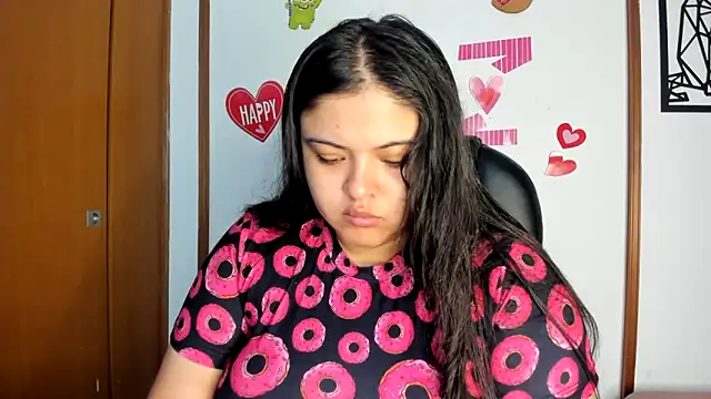 Snapshot of lizzie_c chatting on 02/11/25, 02:35 lizzie c online show from 02/11/25, 02:35