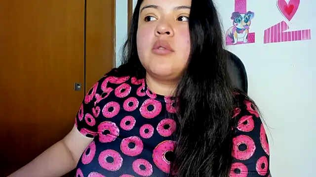 Snapshot of lizzie_c chatting on 02/11/25, 05:40 lizzie c online show from 02/11/25, 05:40