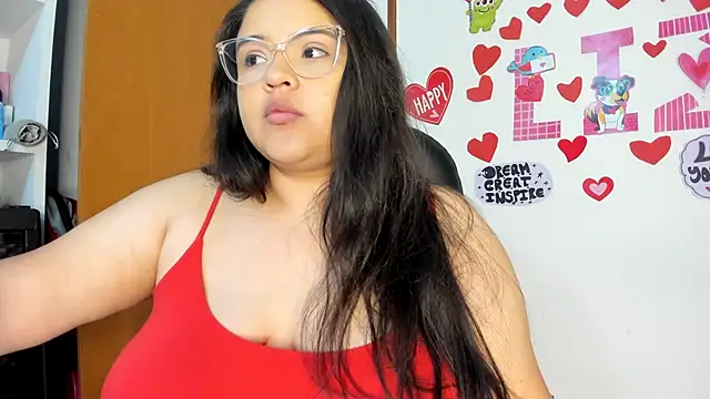 Snapshot of lizzie_c chatting on 02/22/25, 05:12 lizzie c online show from 02/22/25, 05:12