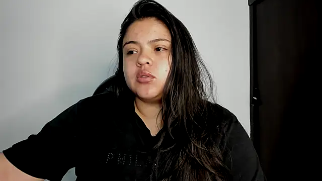 Snapshot of lizzie_c chatting on 09/21/25, 09:55 lizzie c online show from 09/21/25, 09:55