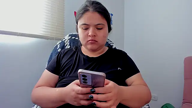 lizzie c online show from 11/12/25, 07:46