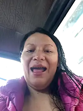 Snapshot of kattia_bk chatting on 01/04/25, 12:16 kattia bk online show from 01/04/25, 12:16